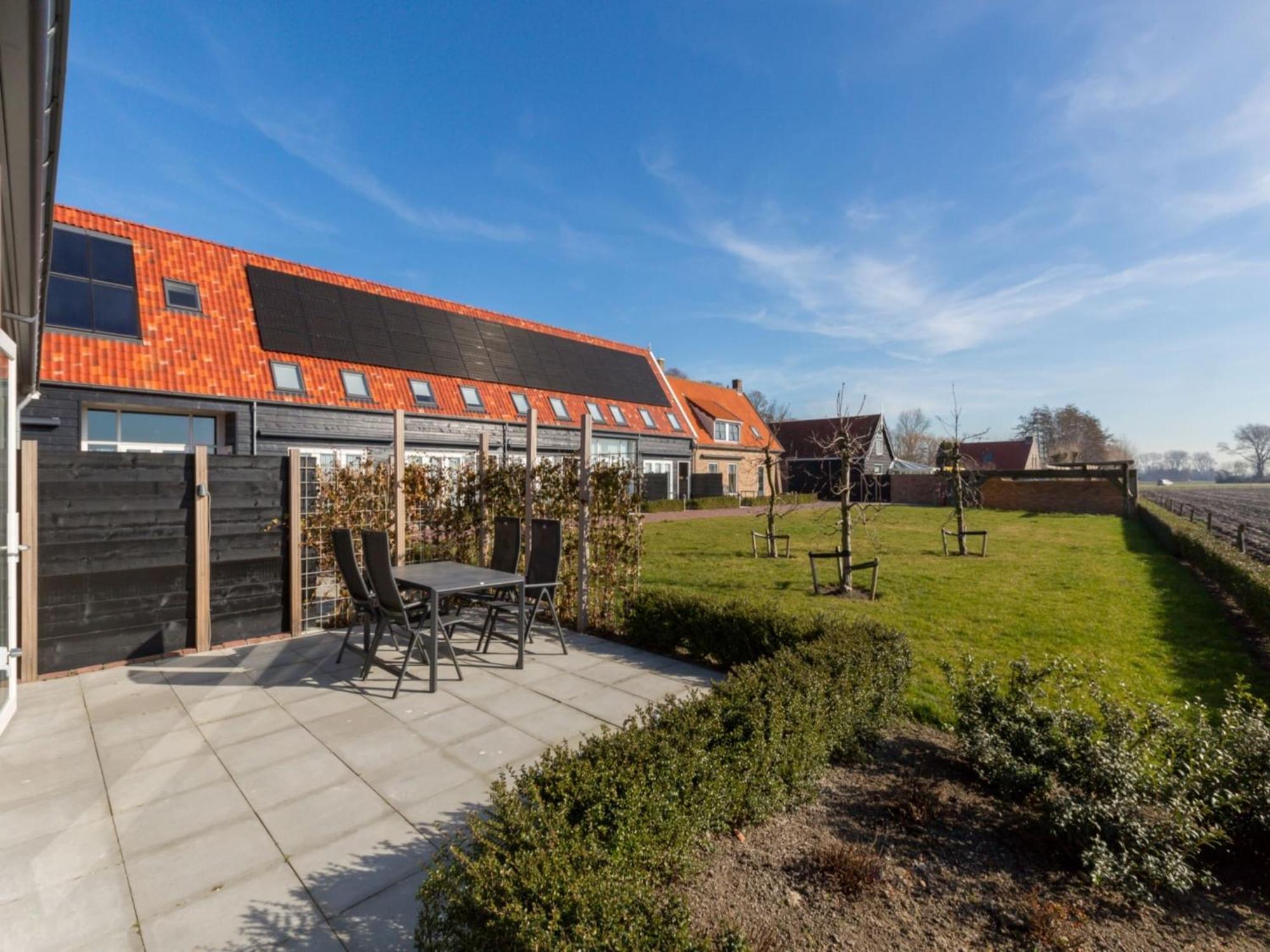 Luxury Apartment With Sun Shower At The Edge Of The Beautiful Oostkapelle Extérieur photo
